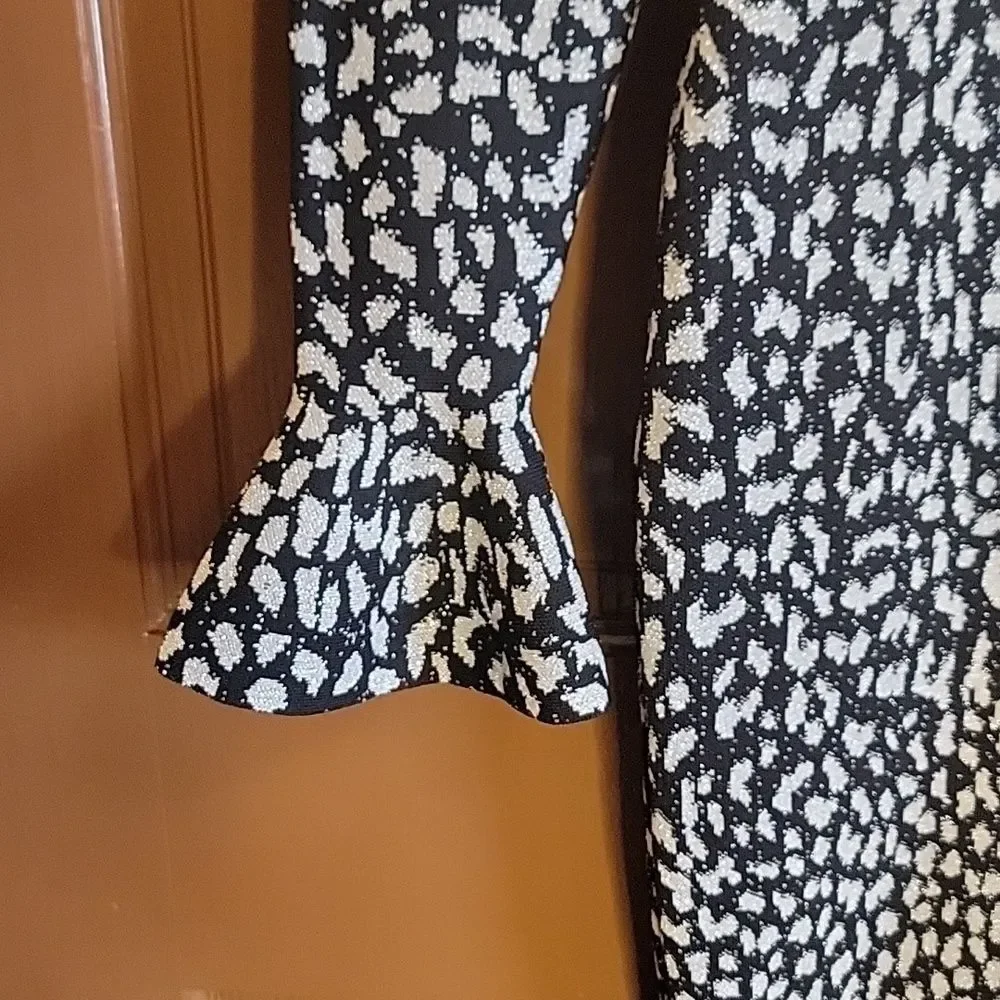 Michael Kors-Shimmery blk/gray animal print dress with bell sleeves Size XS.